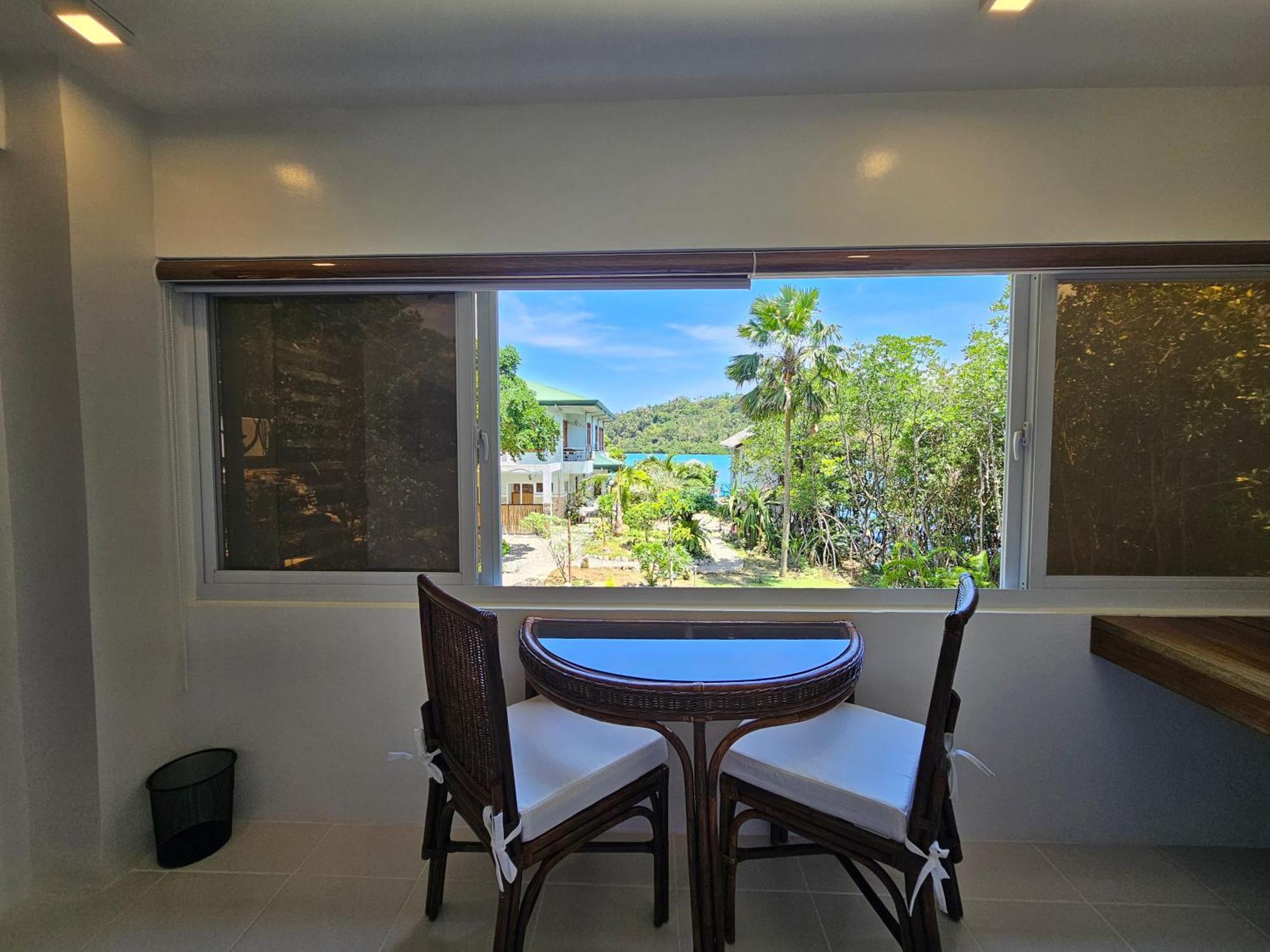 Edgewater Dive & Spa Resort Puerto Galera Kültér fotó
