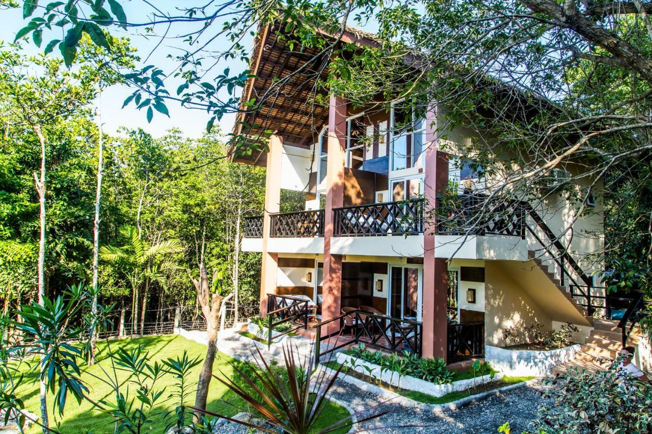 Edgewater Dive & Spa Resort Puerto Galera Kültér fotó